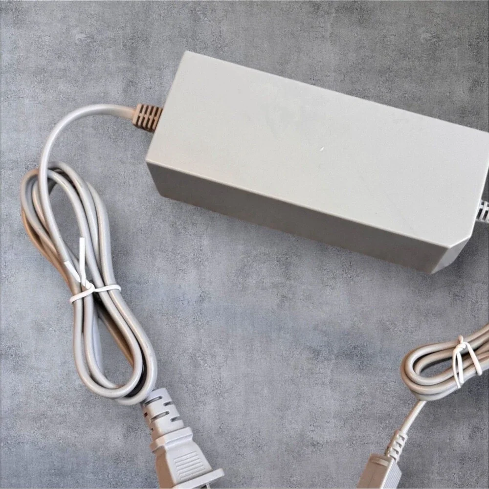 Vintage Nintendo Wii Video Game Power AC‎ Adapter Replacement 12VDC Output